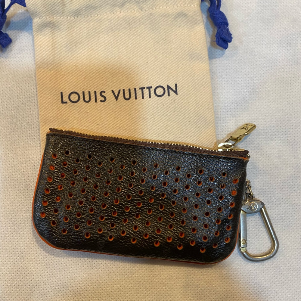 Louis Vuitton Monogram Perfo Pochette Cles - Picture 2 of 9